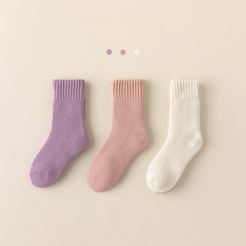 Winter/Autumn Candy-Colored Mid-Calf Socks in Combed Cotton for Warmth and Comfort-1