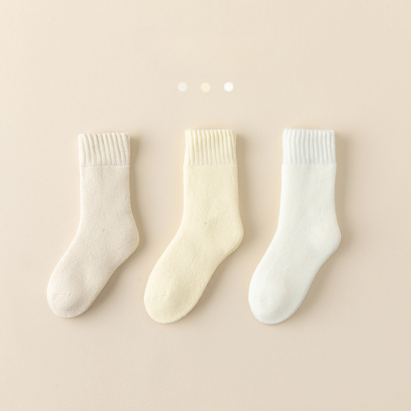 Winter/Autumn Candy-Colored Mid-Calf Socks in Combed Cotton for Warmth and Comfort-3