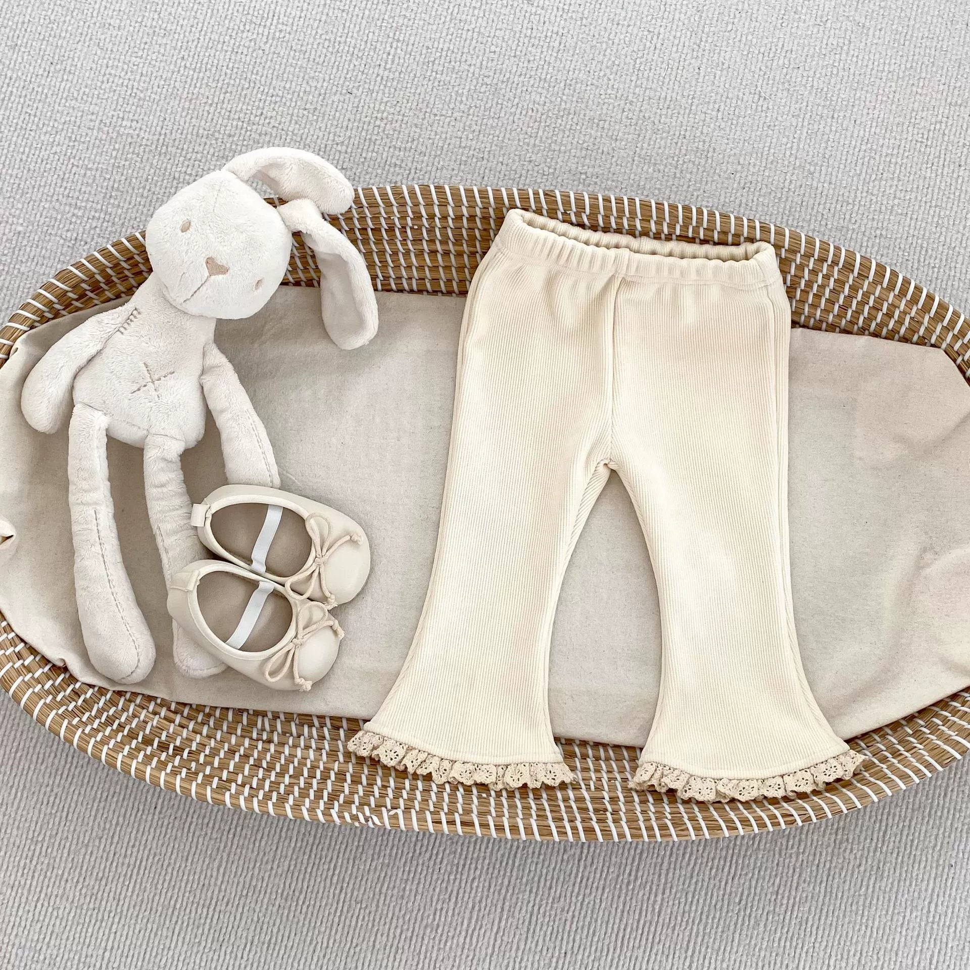 Autumn Arrival Modern Baby Kids Girls Lace Trim Decorated Warm Fleece Pants-3